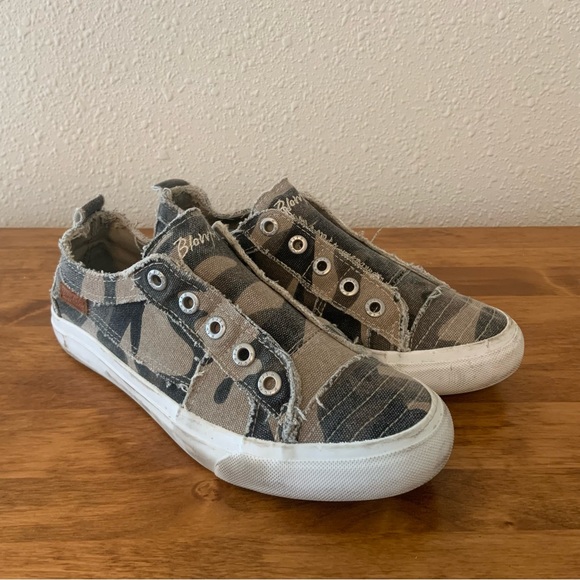 Blowfish Camo Shoes - Picture 1 of 5